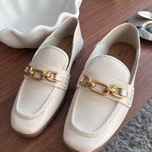 New without tags. Call It Spring Cream Loafers with Gold Chain